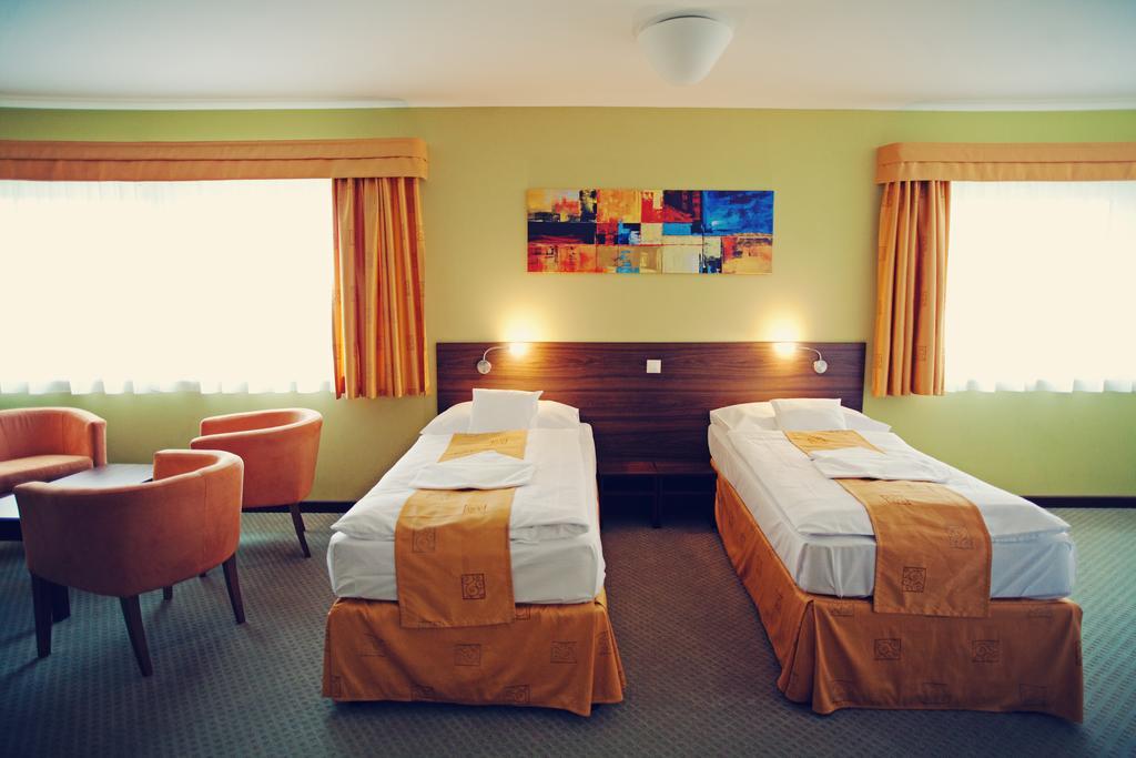 Hotel Active براكتايس المظهر الخارجي الصورة